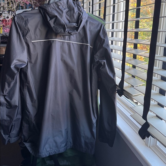 Columbia Raincoat - Picture 6 of 7